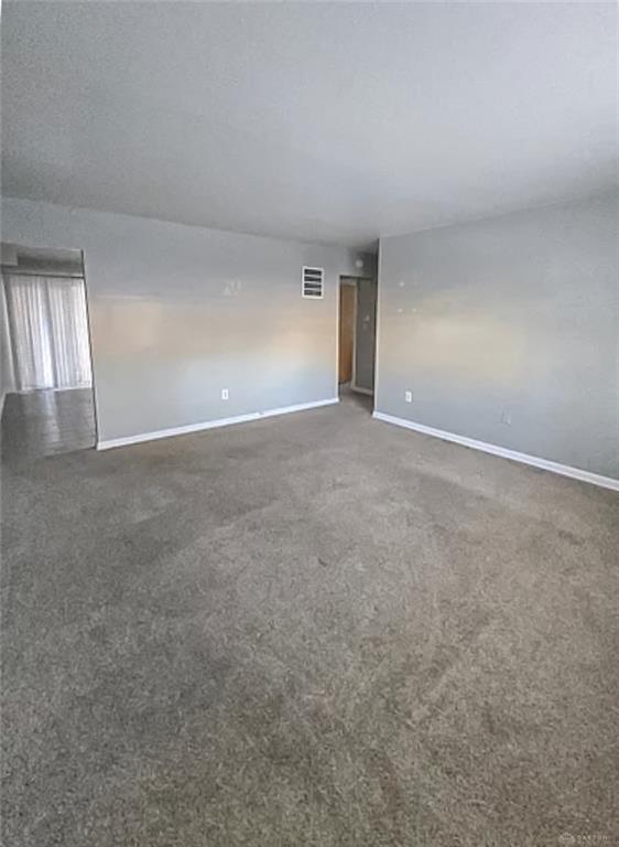 105 N Maple Property Photo 2