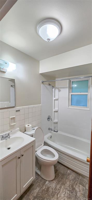 105 N Maple Property Photo 7