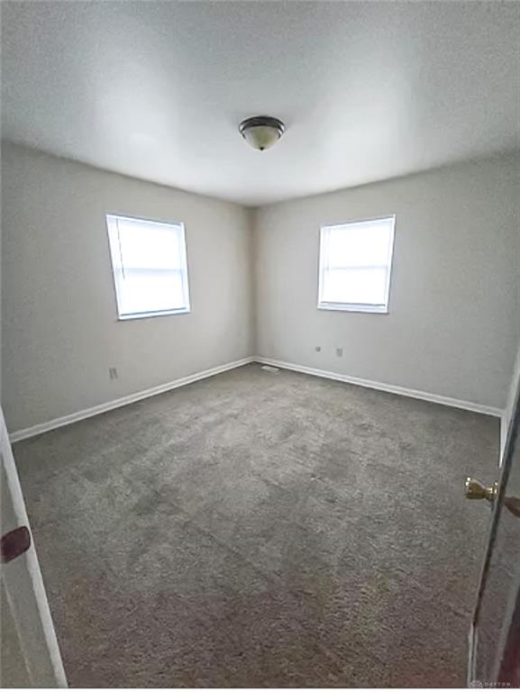 105 N Maple Property Photo 8