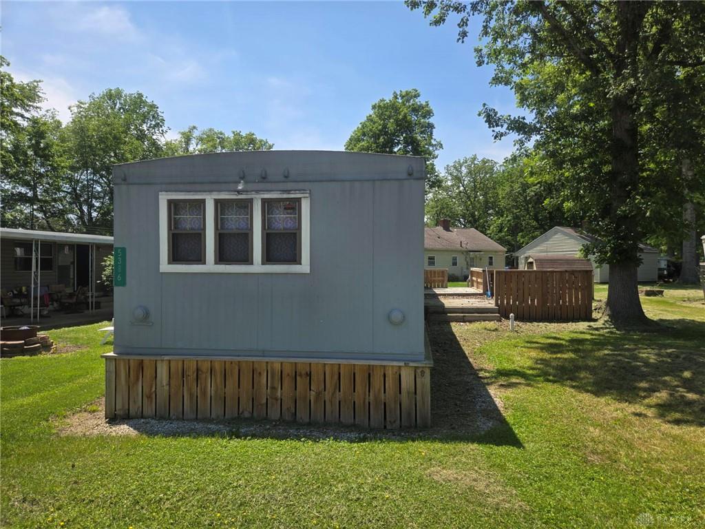 5386 Lakeside Property Photo 5