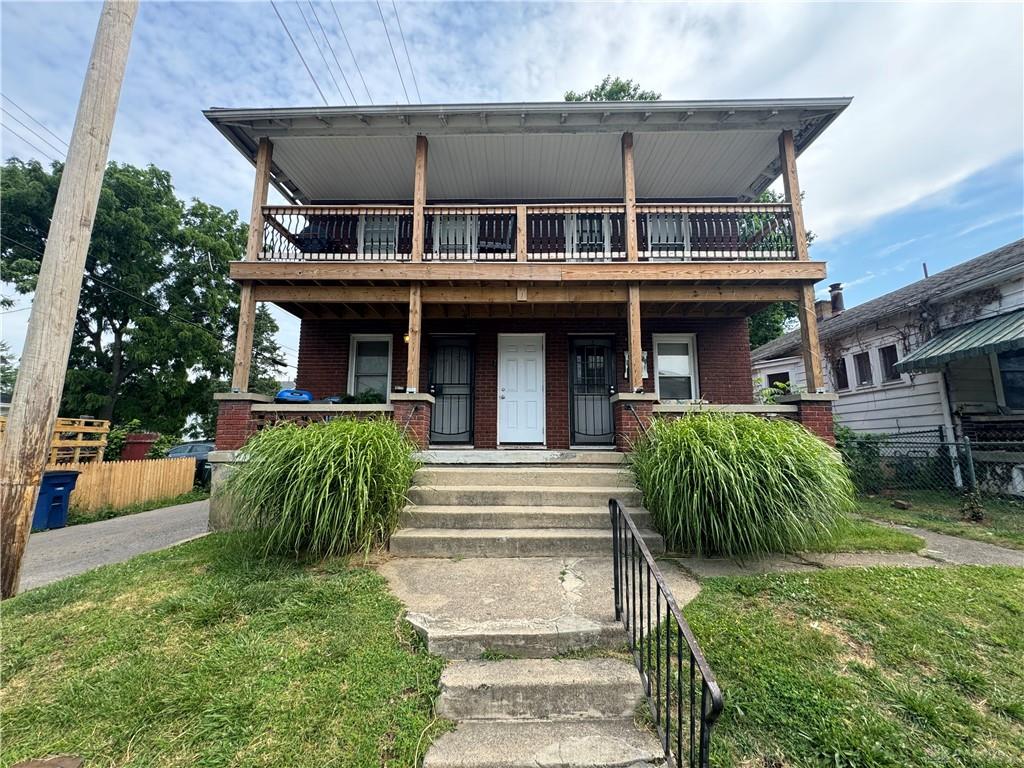 1613 Gummer Property Photo 1