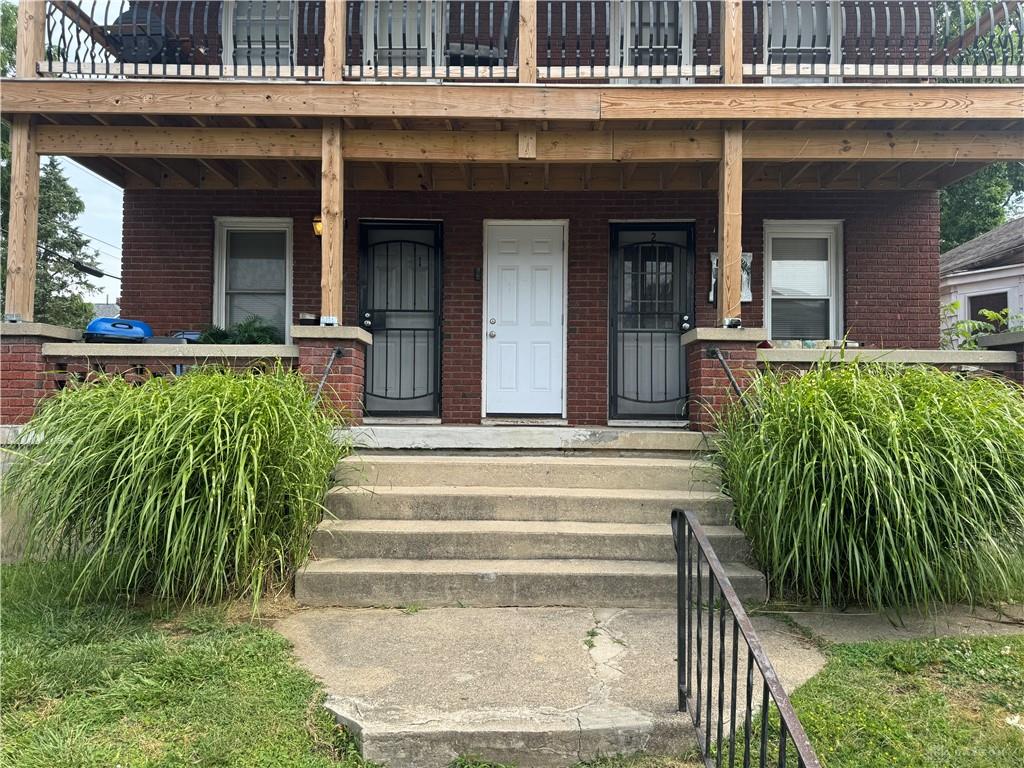 1613 Gummer Property Photo 2
