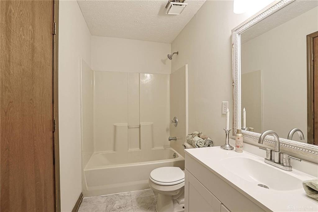 2708 Bradford Property Photo 21