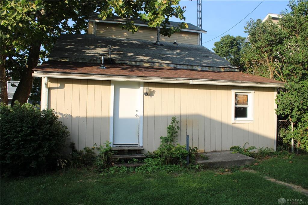 312 E Washington Property Photo 10