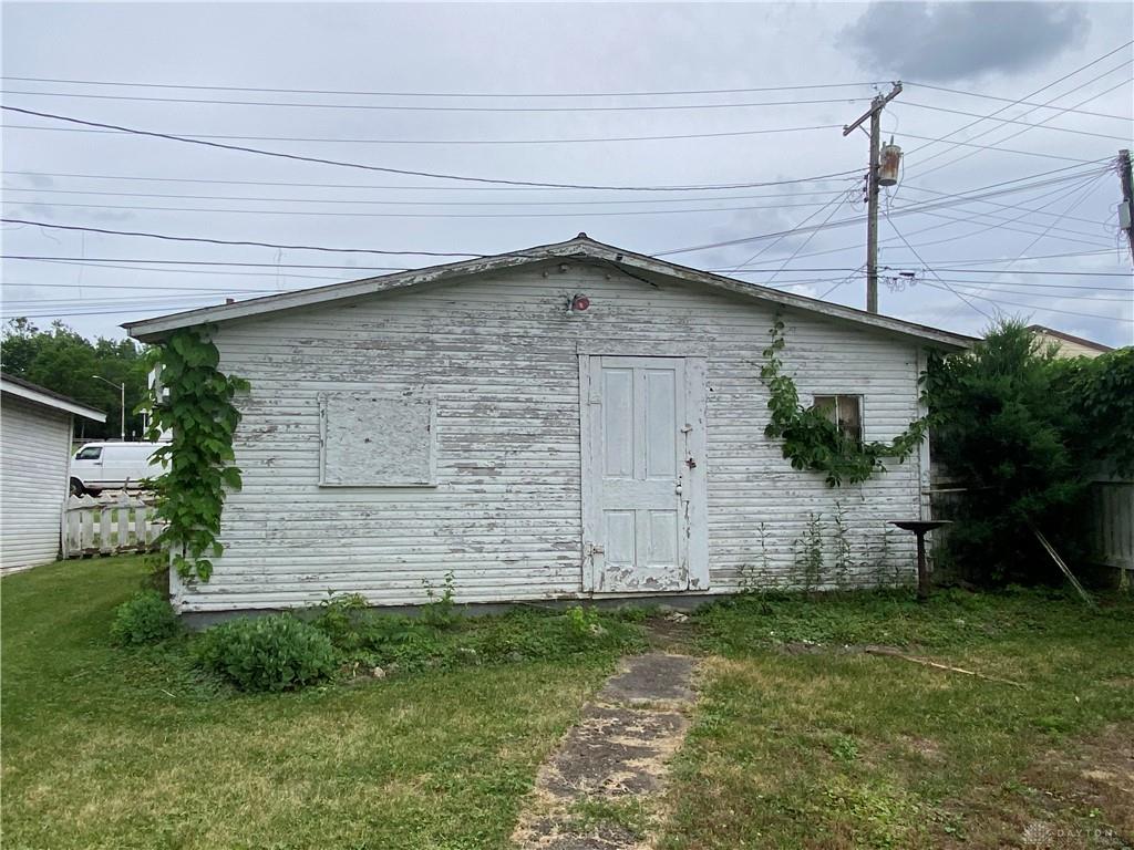 417 E Poplar Property Photo 10