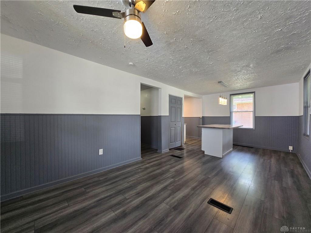 2832 Rushland Property Photo 3