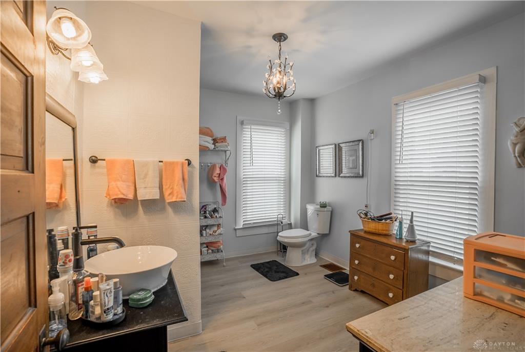 722 Clark Property Photo 19