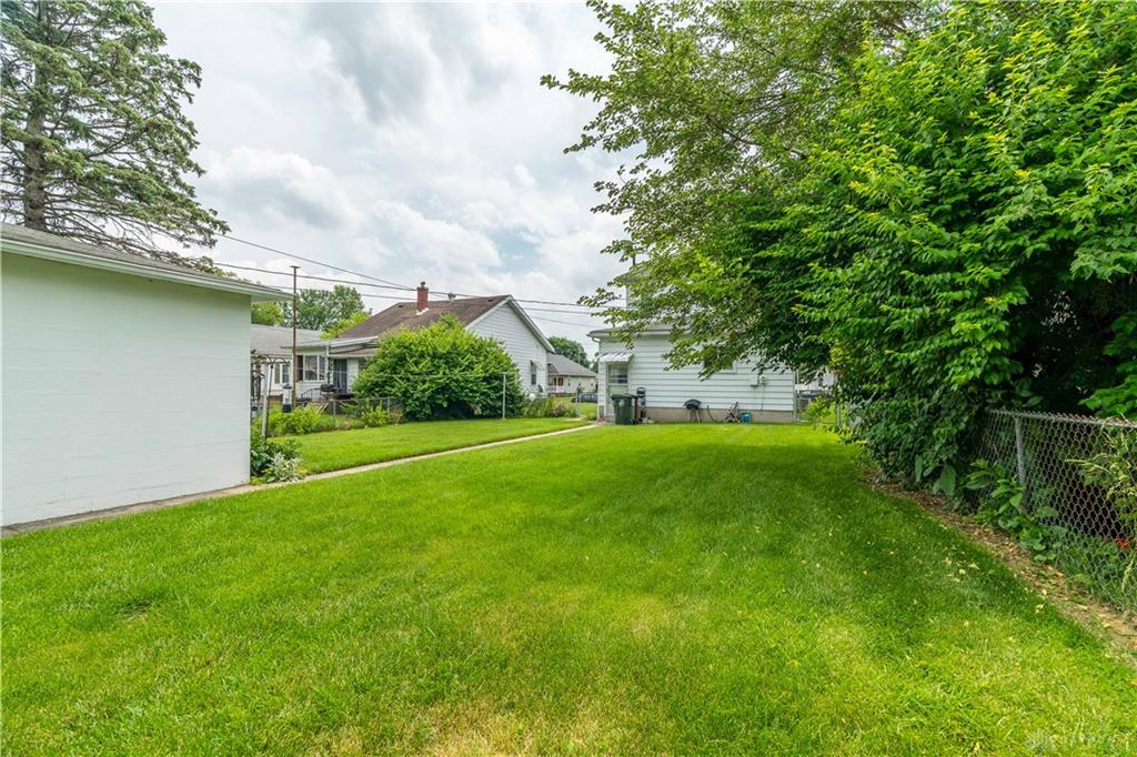 722 Clark Property Photo 29