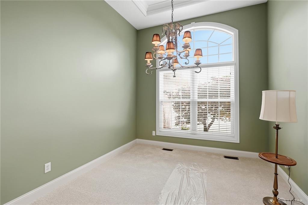 1901 N Regent Park Property Photo 12