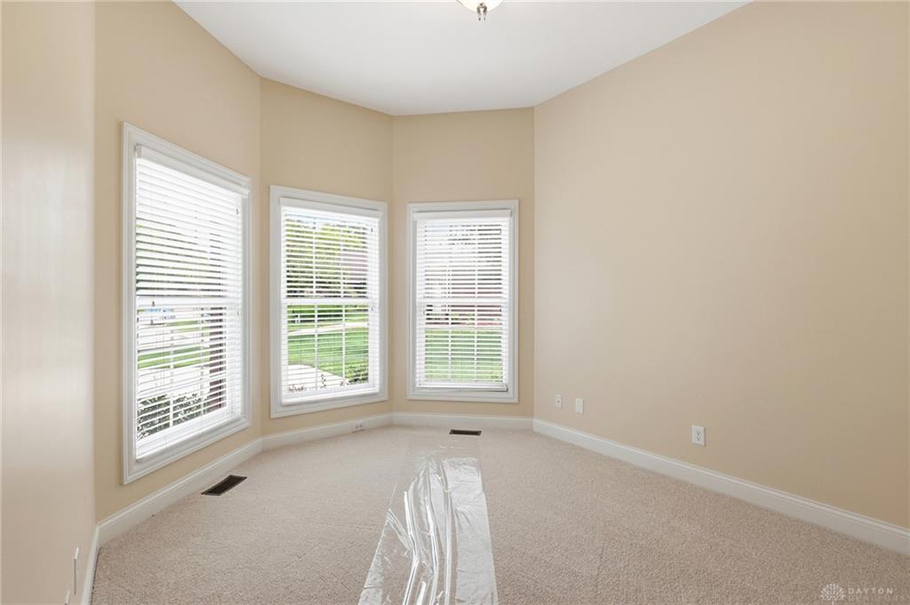 1901 N Regent Park Property Photo 14