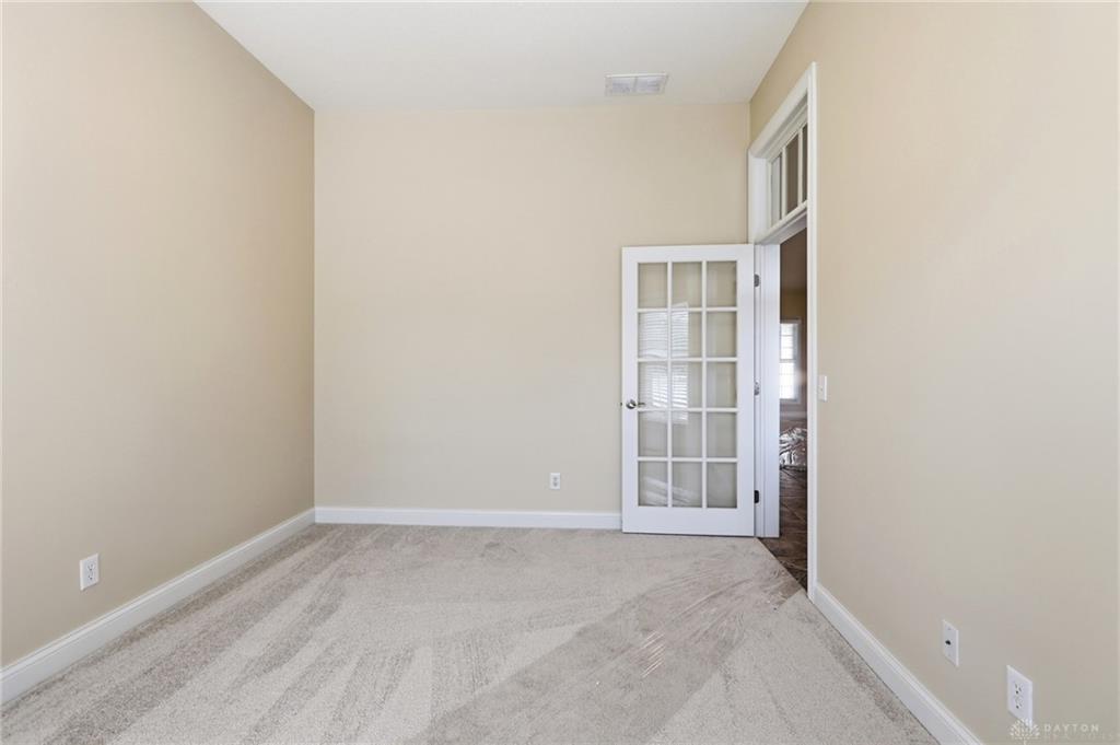 1901 N Regent Park Property Photo 15
