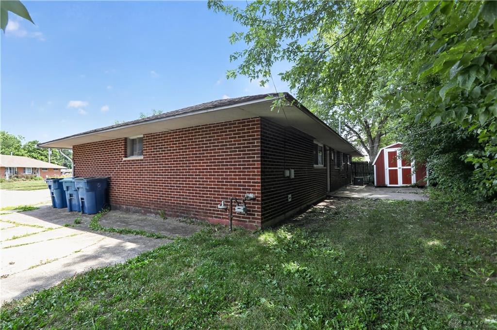 4450 Lambeth Property Photo 5
