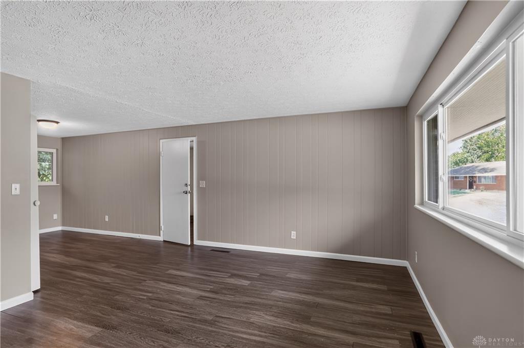 4450 Lambeth Property Photo 9