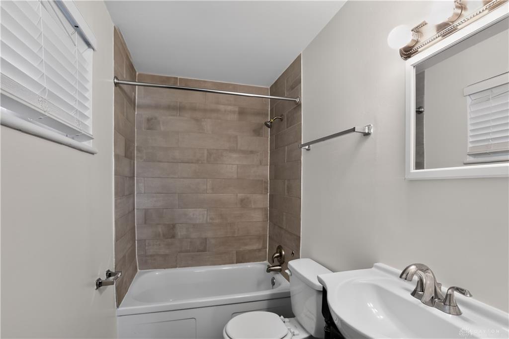 4450 Lambeth Property Photo 22