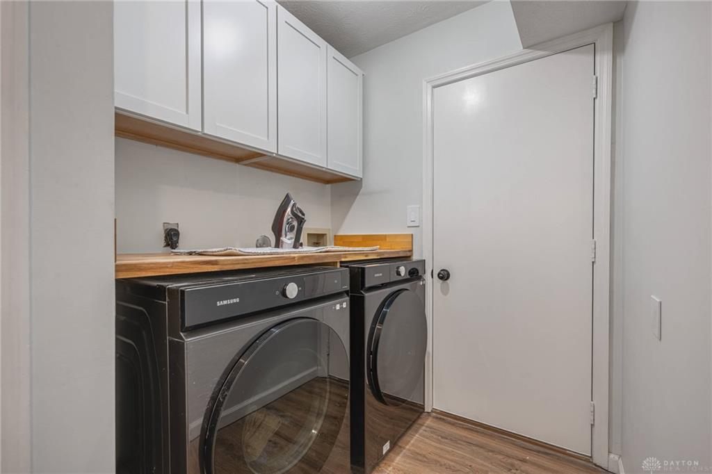 3975 Turnberry Property Photo 16