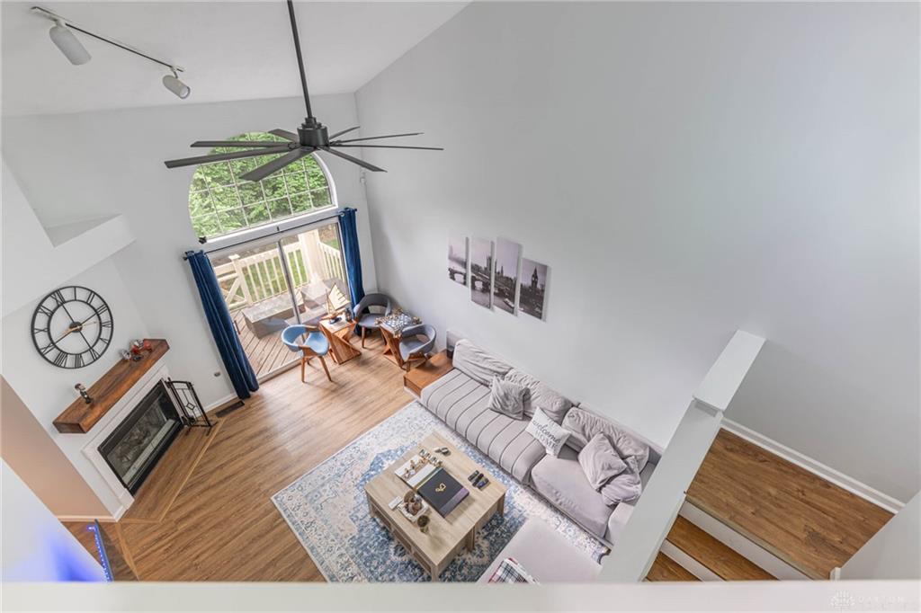 3975 Turnberry Property Photo 17