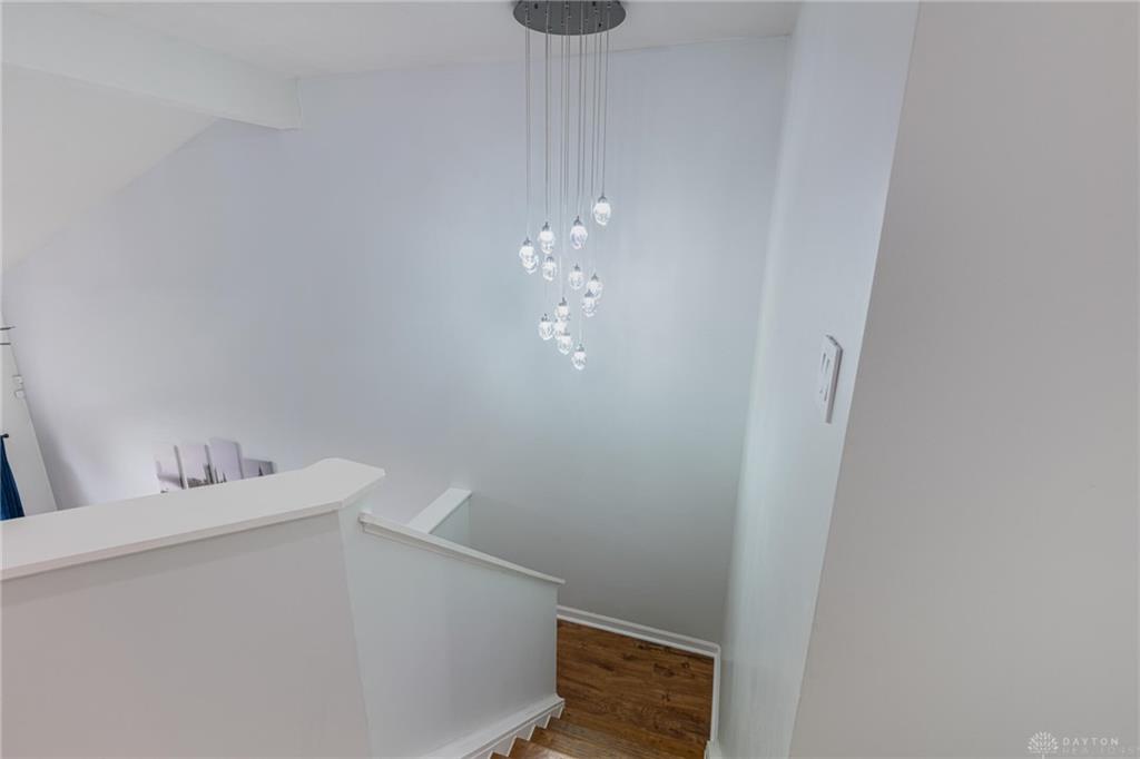 3975 Turnberry Property Photo 18