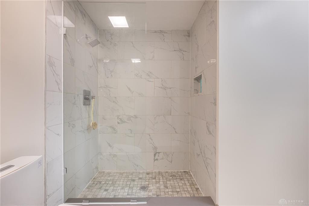 3975 Turnberry Property Photo 33
