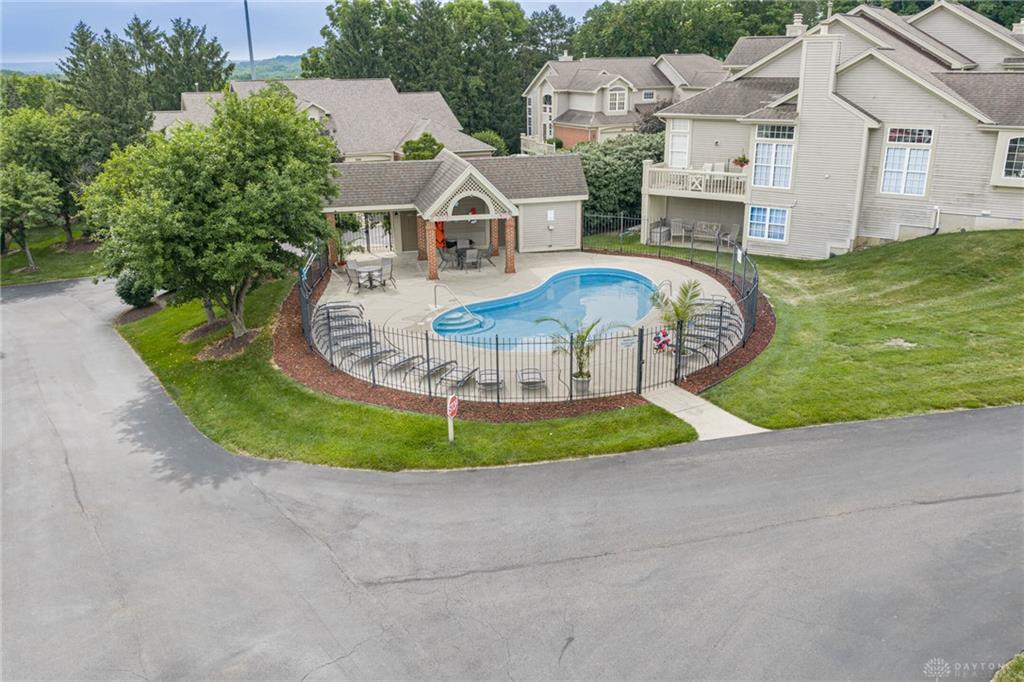 3975 Turnberry Property Photo 41