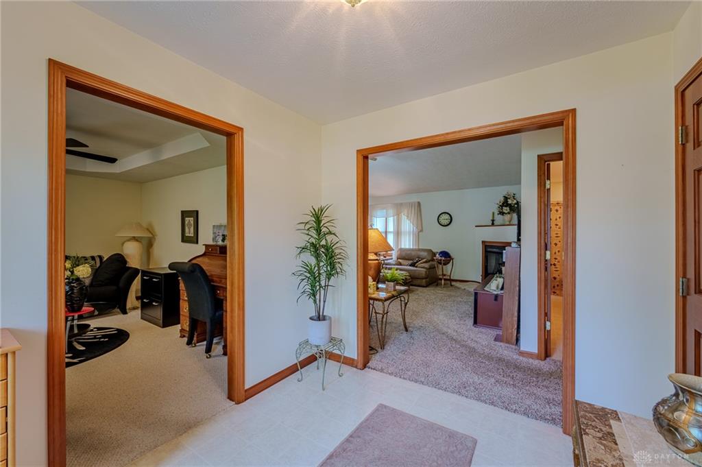 521 E Hoewisher Property Photo 21