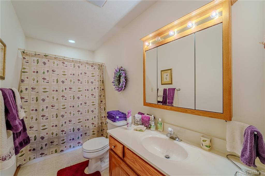 521 E Hoewisher Property Photo 35