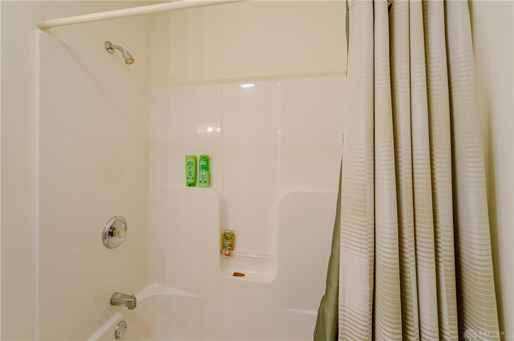 521 E Hoewisher Property Photo 40