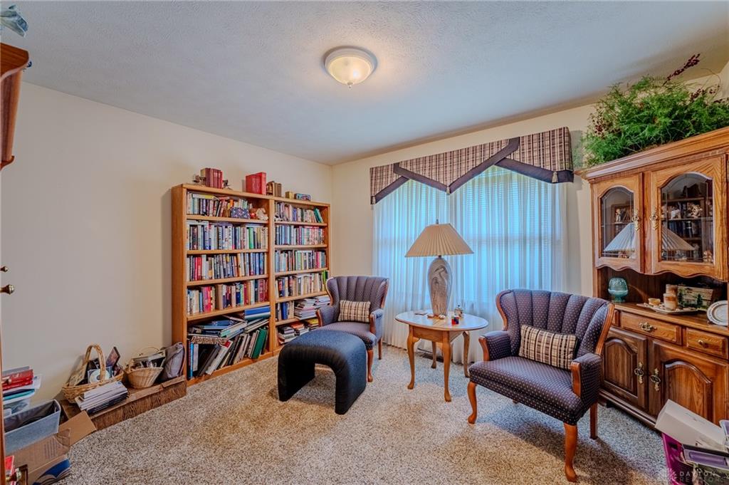 521 E Hoewisher Property Photo 42