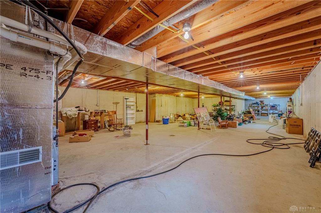 521 E Hoewisher Property Photo 46