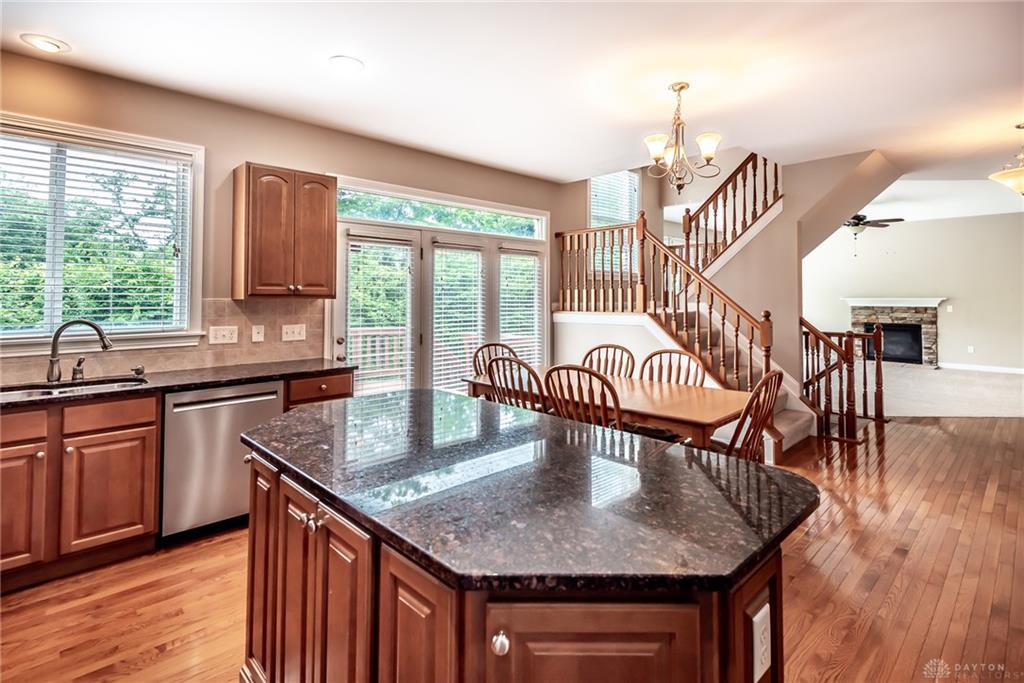 1481 Shaker Run Property Photo 12