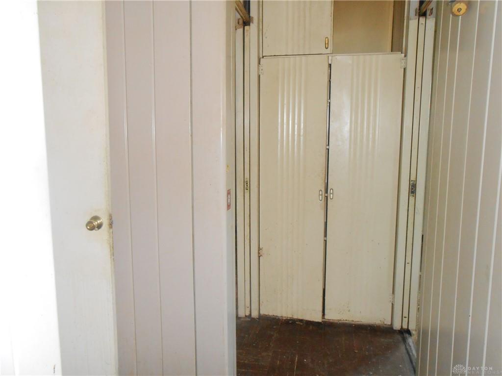 5625 Springfield Urbana Property Photo 14