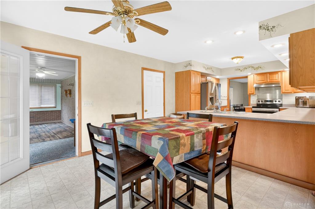 1185 Huron Property Photo 11
