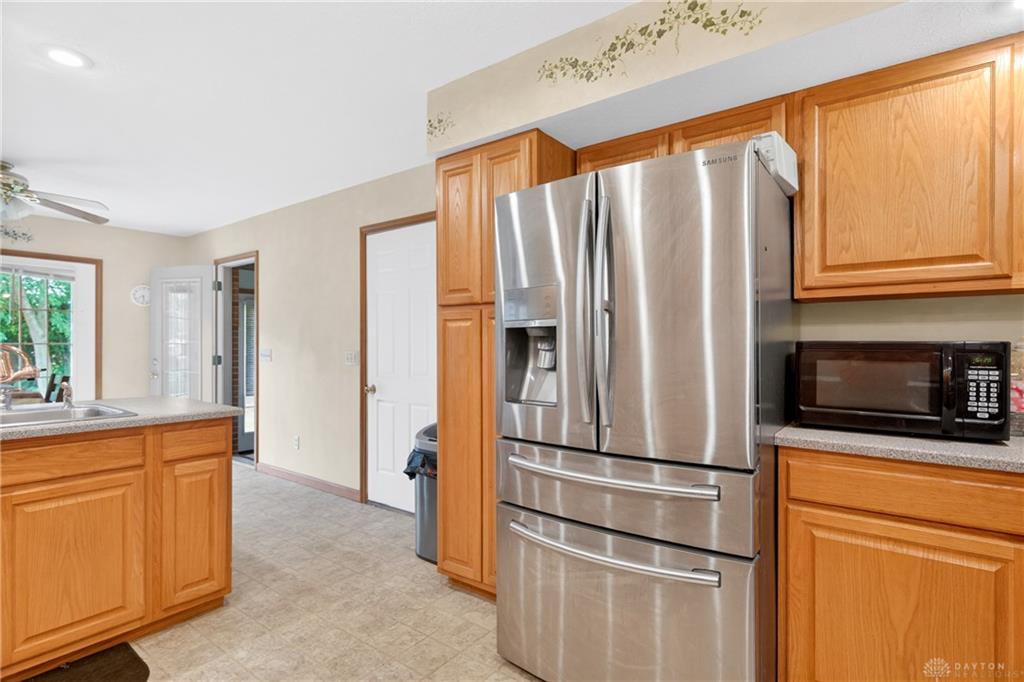 1185 Huron Property Photo 15