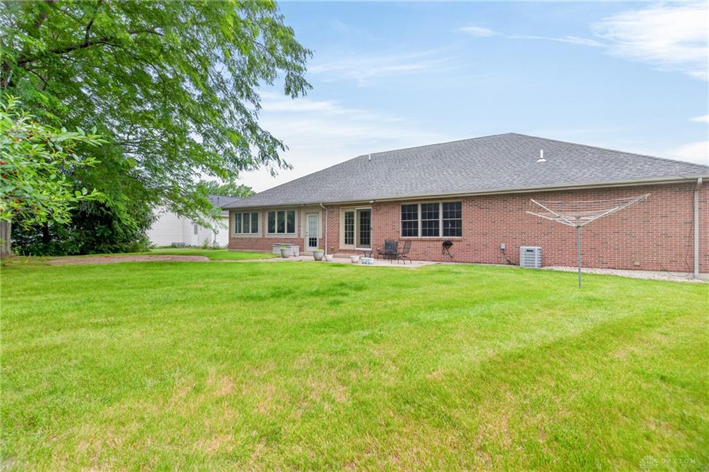 1185 Huron Property Photo 31