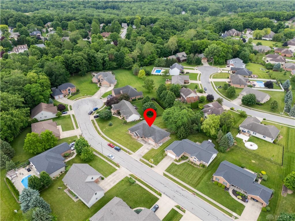 1185 Huron Property Photo 36