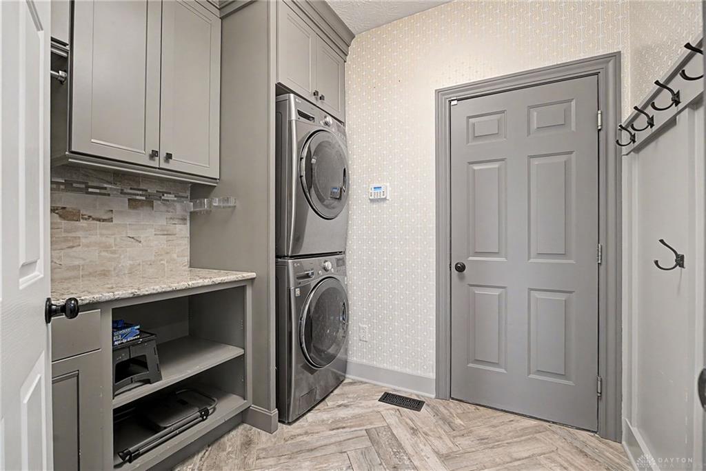 145 Stanton Property Photo 36
