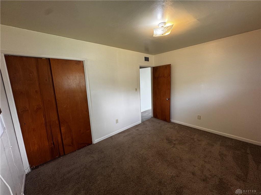 4642 W Hillcrest Property Photo 13