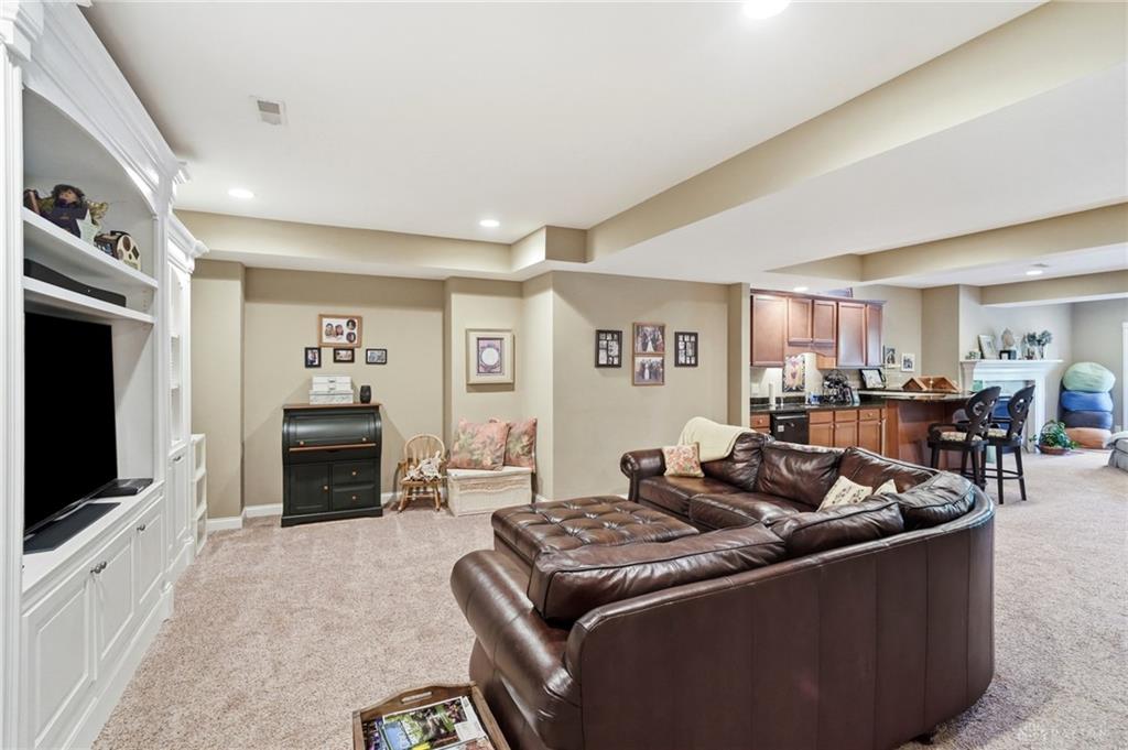 5875 Falling Brook Property Photo 36