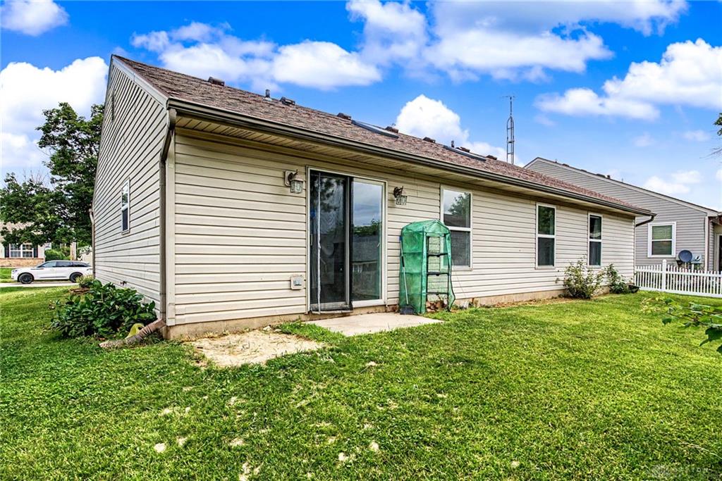 1562 Farrington Property Photo 30