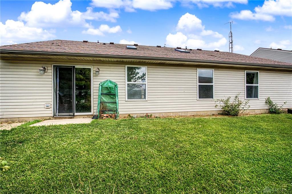 1562 Farrington Property Photo 32