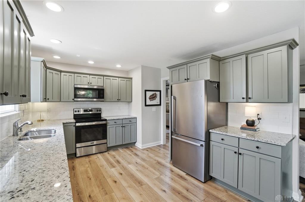 751 Bristol View Property Photo 40