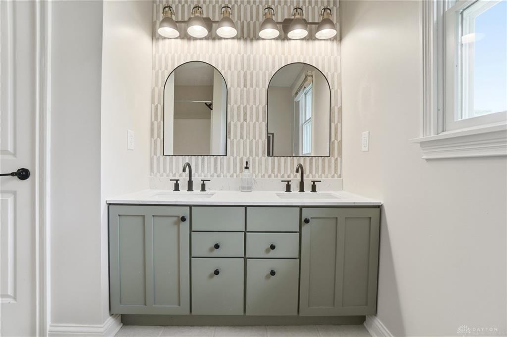 751 Bristol View Property Photo 61