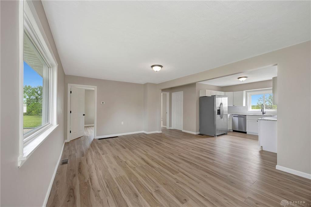 5386 Mosiman Property Photo 10