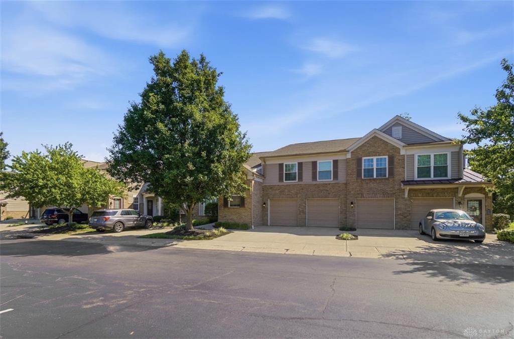 7462 Bridge Point Property Photo 4