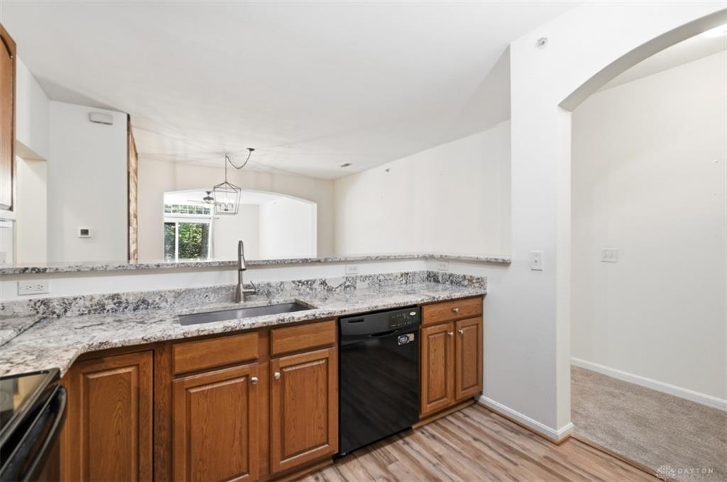 7462 Bridge Point Property Photo 14