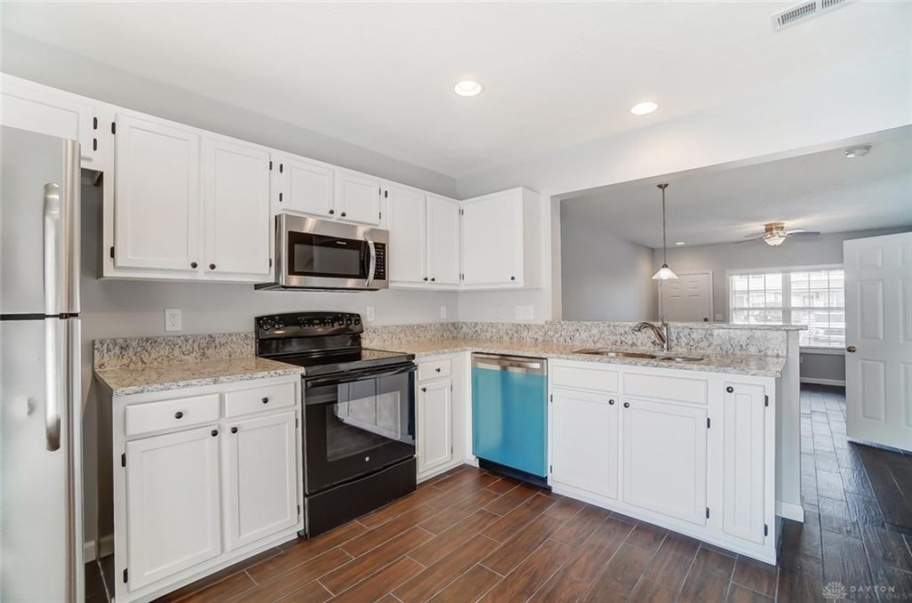 2436 Tarpon Bay Property Photo 4