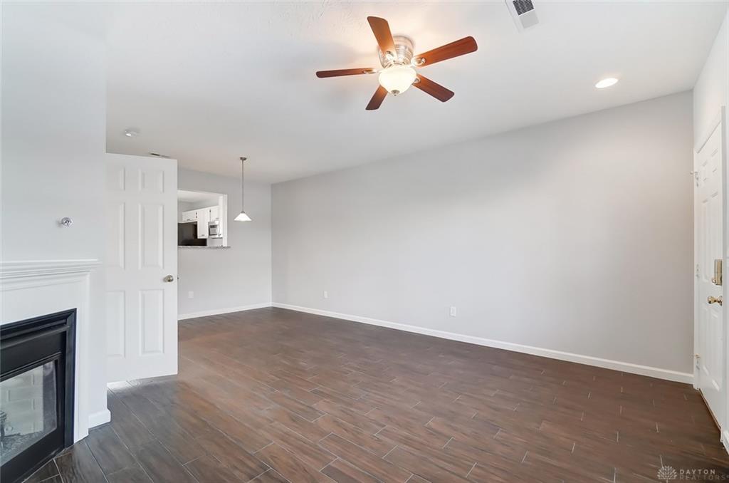 2436 Tarpon Bay Property Photo 9