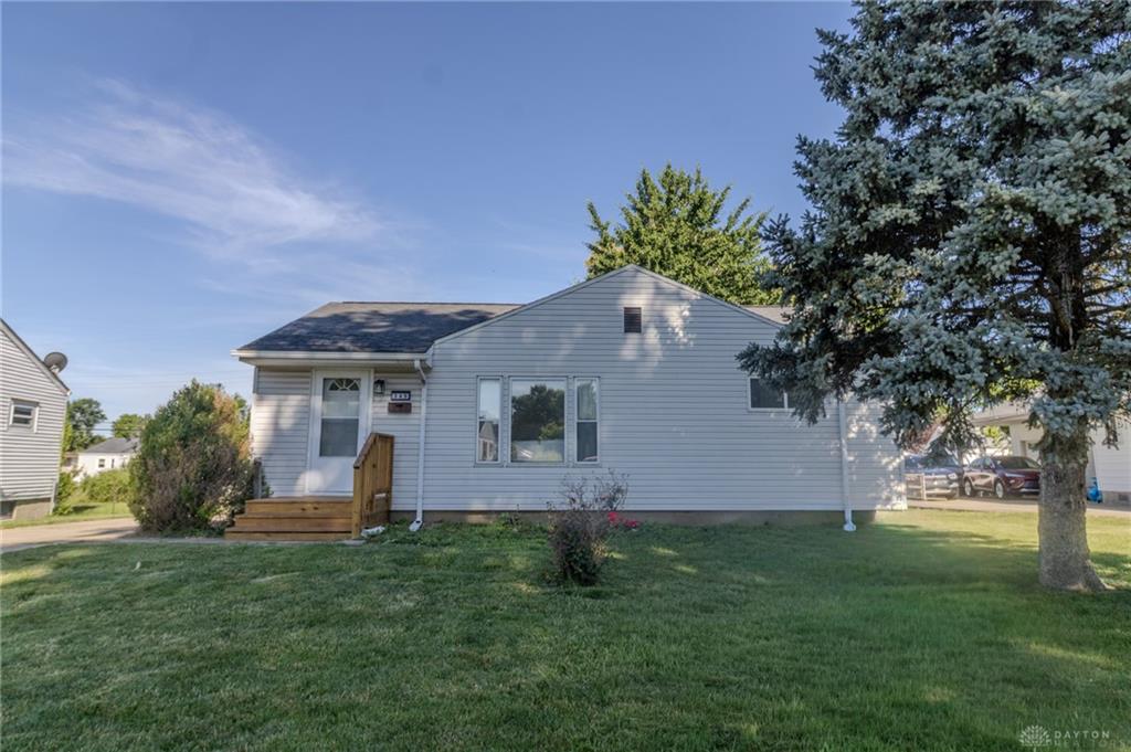 345 Murchison Property Photo 1