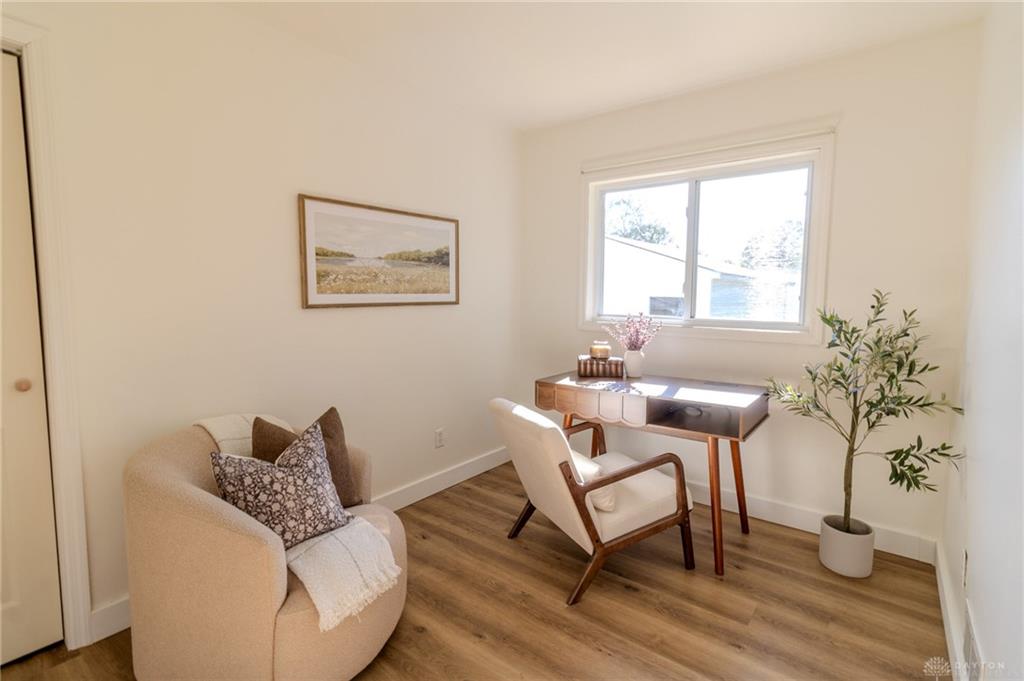 345 Murchison Property Photo 17