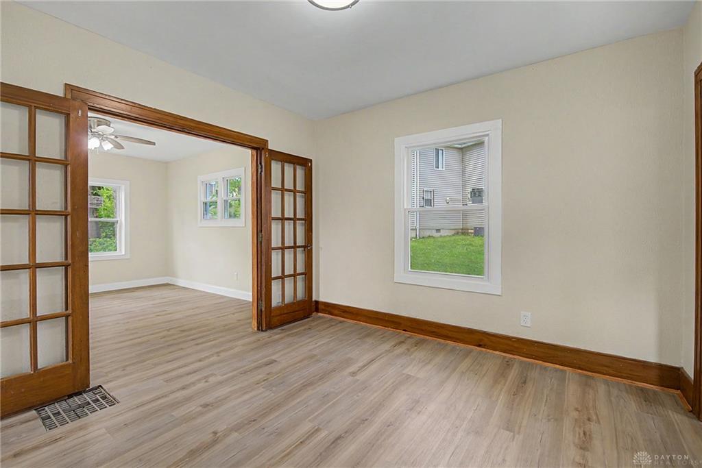 2041 Mayfair Property Photo 13