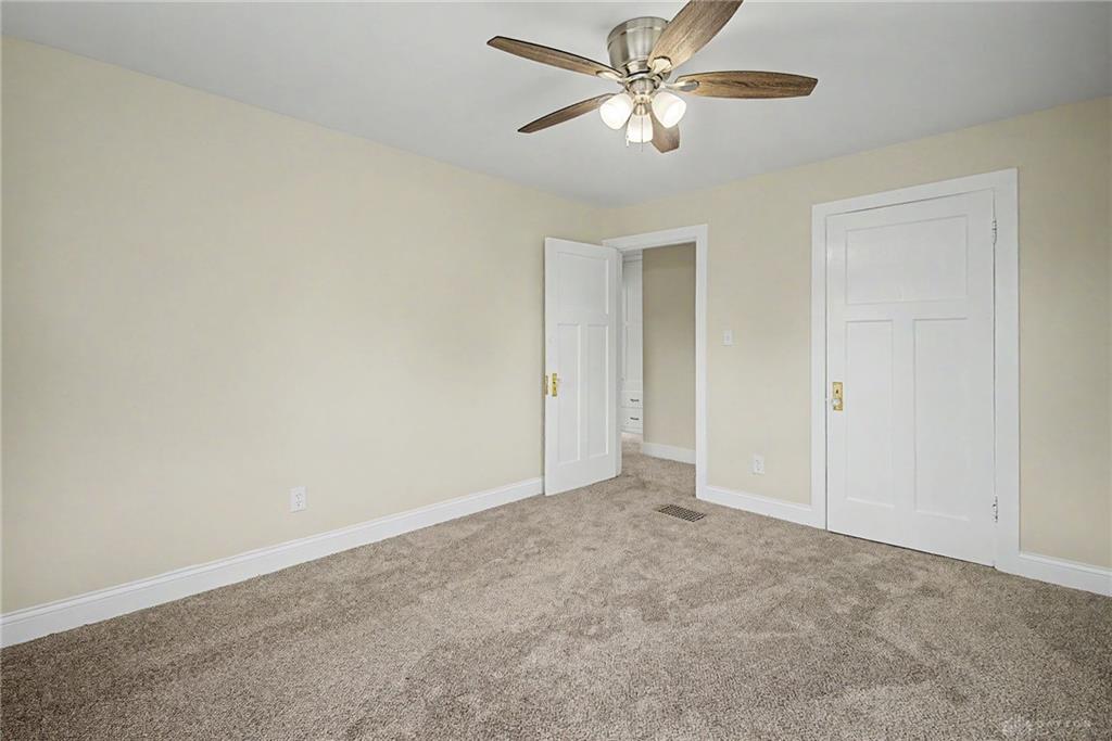 2041 Mayfair Property Photo 28